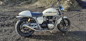 BONNEVILLE Se SPECIAL from Triumph Custom Parts