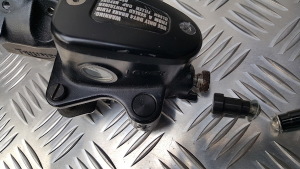 Bonnieville Mirror Plug from Triumph Custom Parts